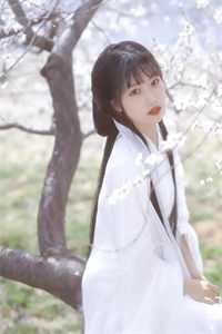 结婚纪念日，妻子当众和助理喝交杯酒完整版