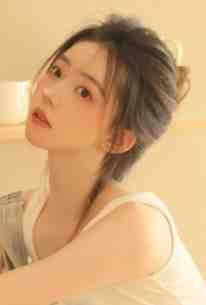 结婚纪念日，妻子当众和助理喝交杯酒最新热门小说