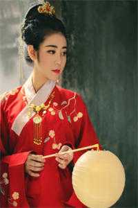 离港来山，爱意难再全篇