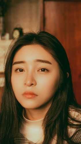 重生后，我手撕邻居大网红短篇