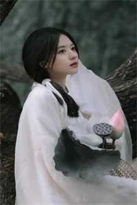 她寄人间满星河免费看