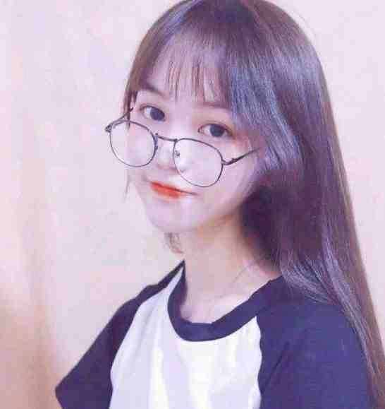 女知青撩完就跑？糙汉揽腰狠狠亲小说免费阅读全文