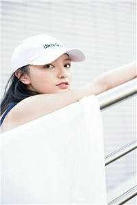 天降团宠：太子又提剑砍我桃花了的小说